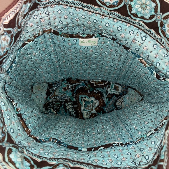 Vera Bradley Tote - Picture 3 of 4